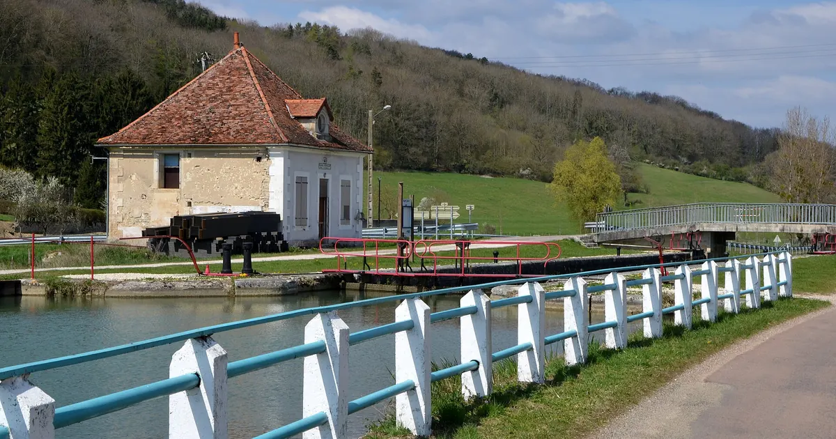 DPE à Saint-Pierre-Les Bordes à Montbard : bâti, étiquettes et enjeux — Montbard